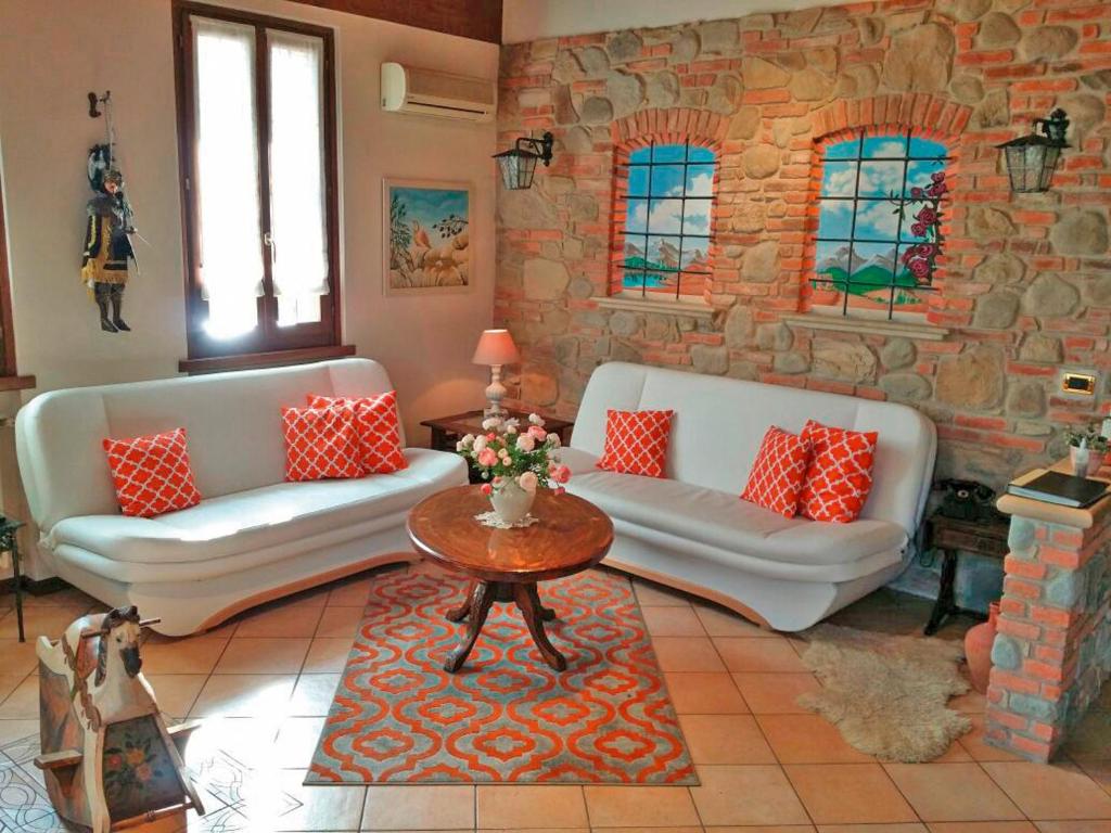 Casa Rossa, Castellaro – Aktualisierte Preise für 2023