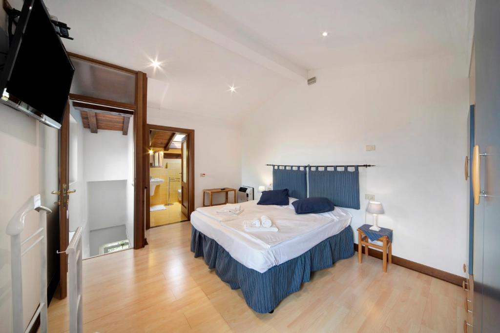 Posteľ alebo postele v izbe v ubytovaní Luxury Country House Domaso