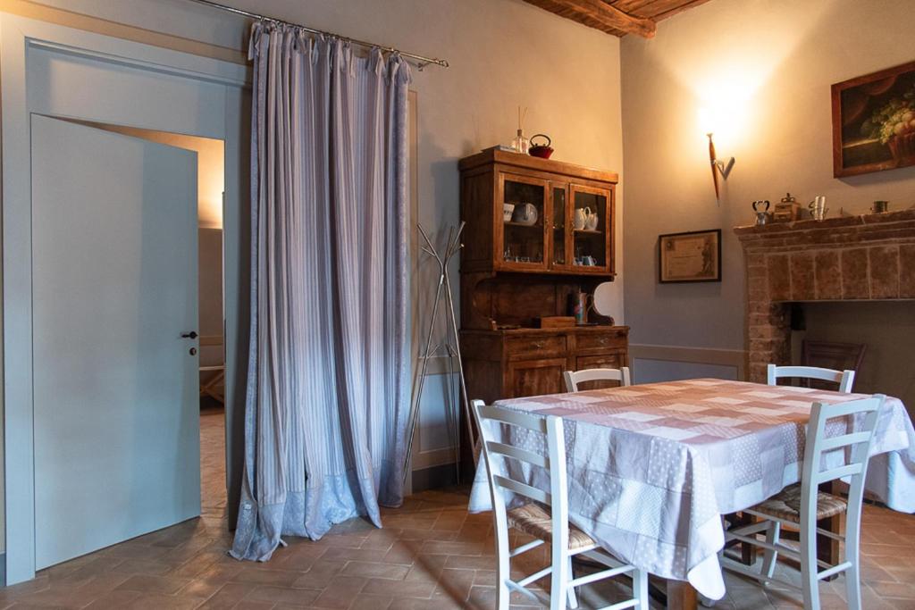 Relais Borgo Campello - Deluxe Double Or Twin Room (medieval Castle)