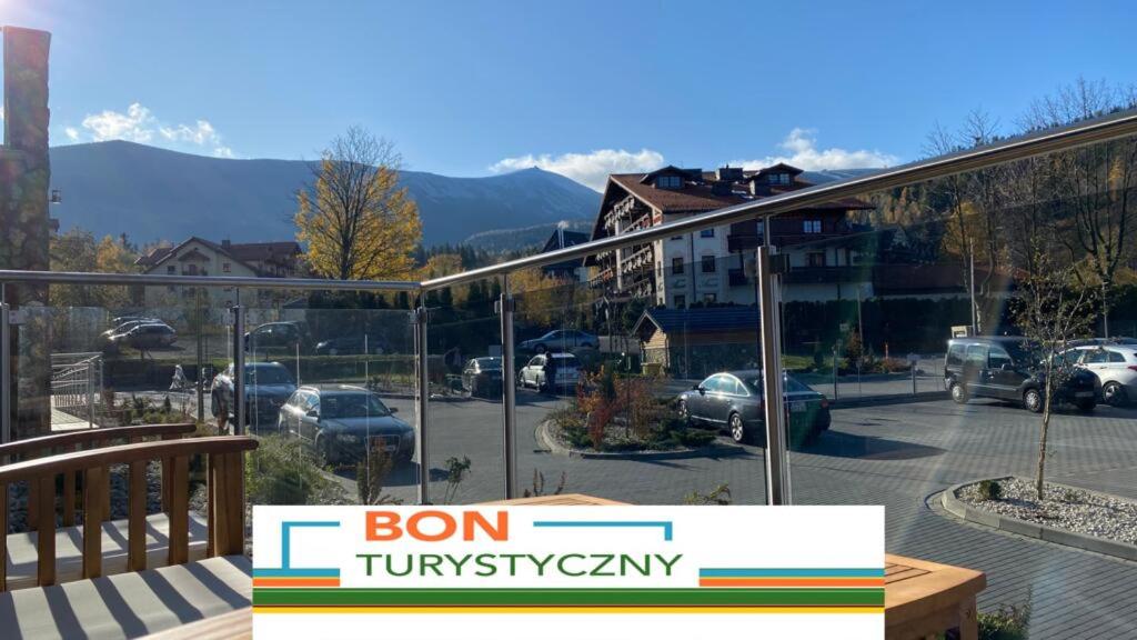 Výhľad na hory alebo výhľad na hory priamo z apartmánu
