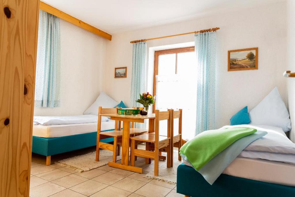 Postel nebo postele na pokoji v ubytování Ferienhaus Killian