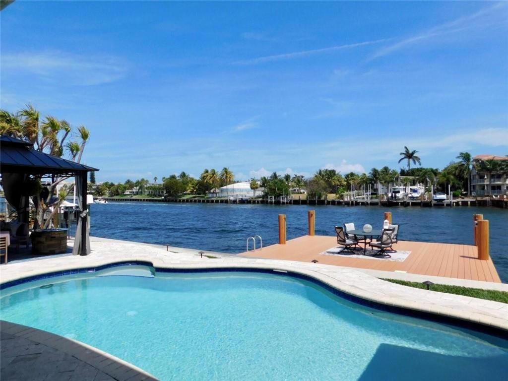 5 Bedroom Luxe Villa on Deep Water Intracoastal, Deerfield Beach