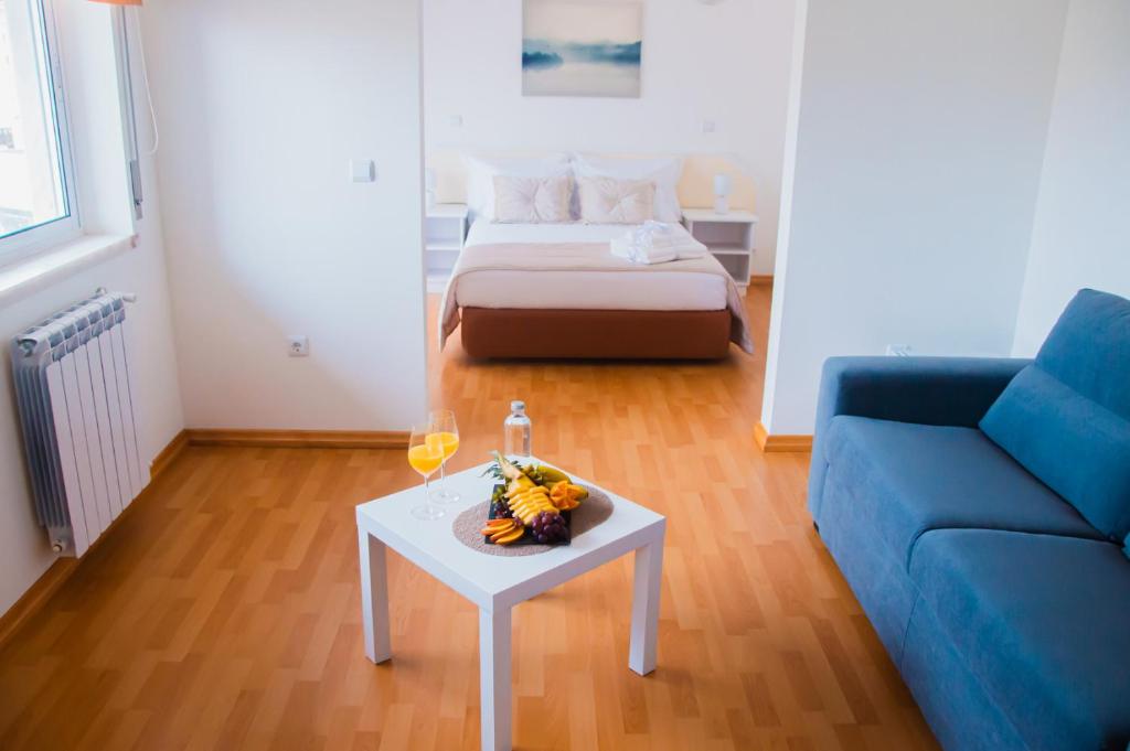 Beach Pedrógão Guesthouse - Family Suite