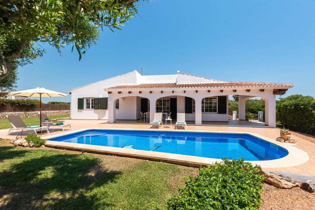 The swimming pool at or close to Casa Bruna - Binibeca Nou