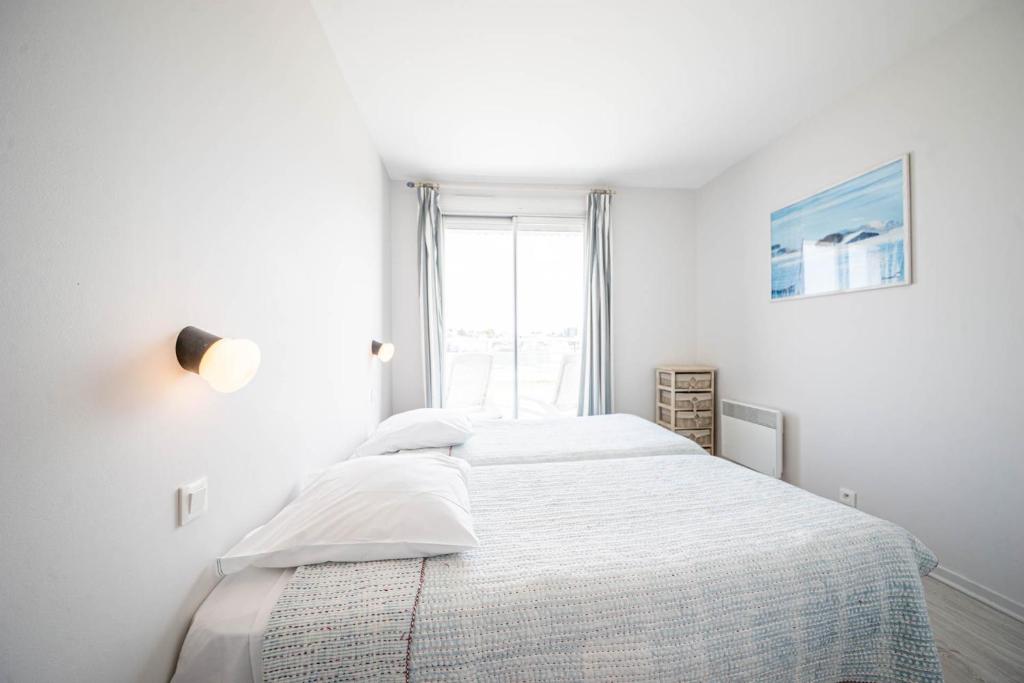 Résidence Le Crystal Dinard Plage - Dreizimmerwohnung Mit Terrasse