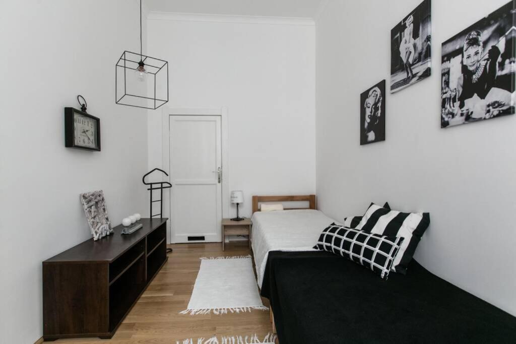 Posedenie v ubytovaní Your Gorgeous and Spacious Dream Home FREE Parking