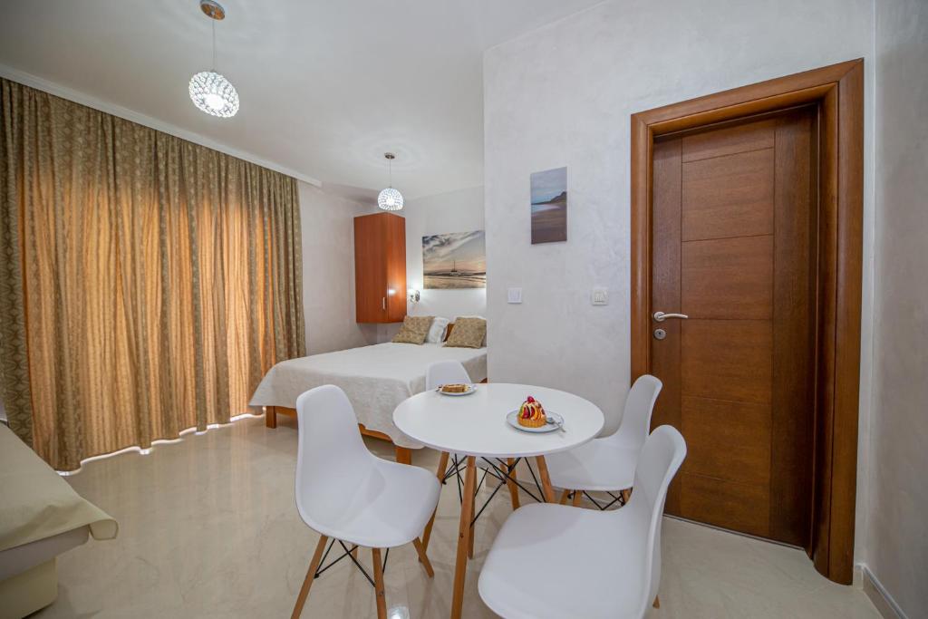 Posezení v ubytování Kristal Apartmani