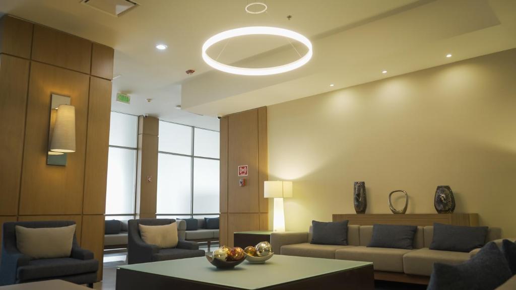 Posezení v ubytování Staybridge Suites Guadalajara Expo by IHG