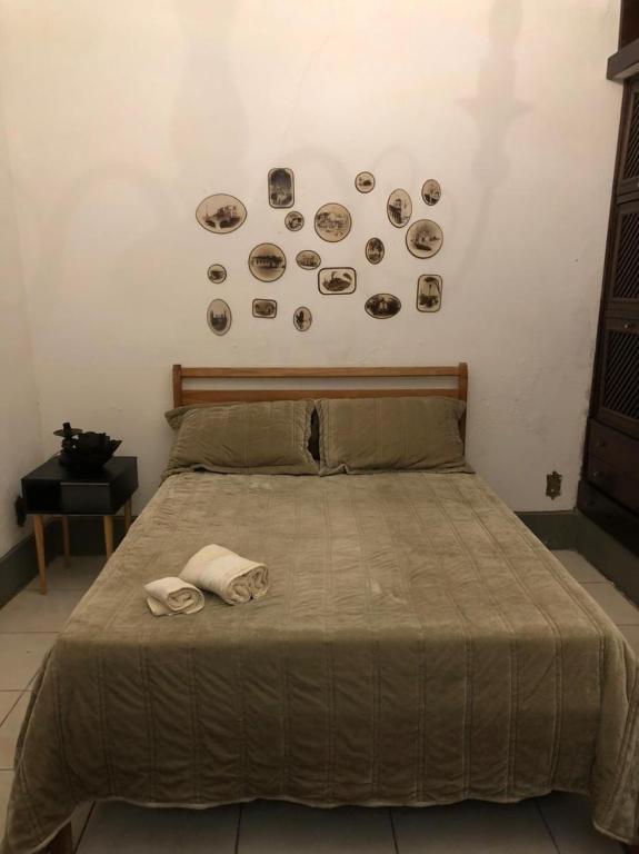 Quarto Aconchegante Compô 1 - Housity