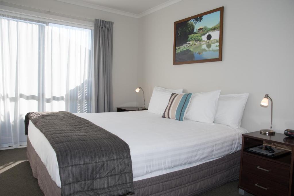 Arena Court Motel - Resim 13