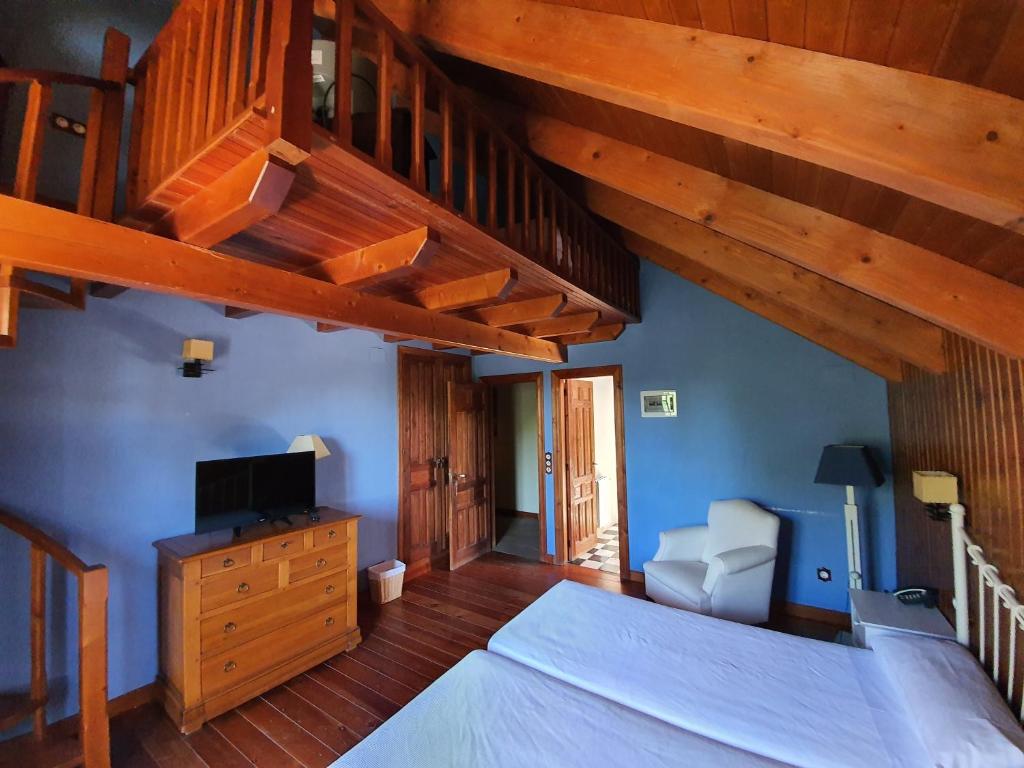 Tierras de Moya, Los Huertos – Precios actualizados 2023