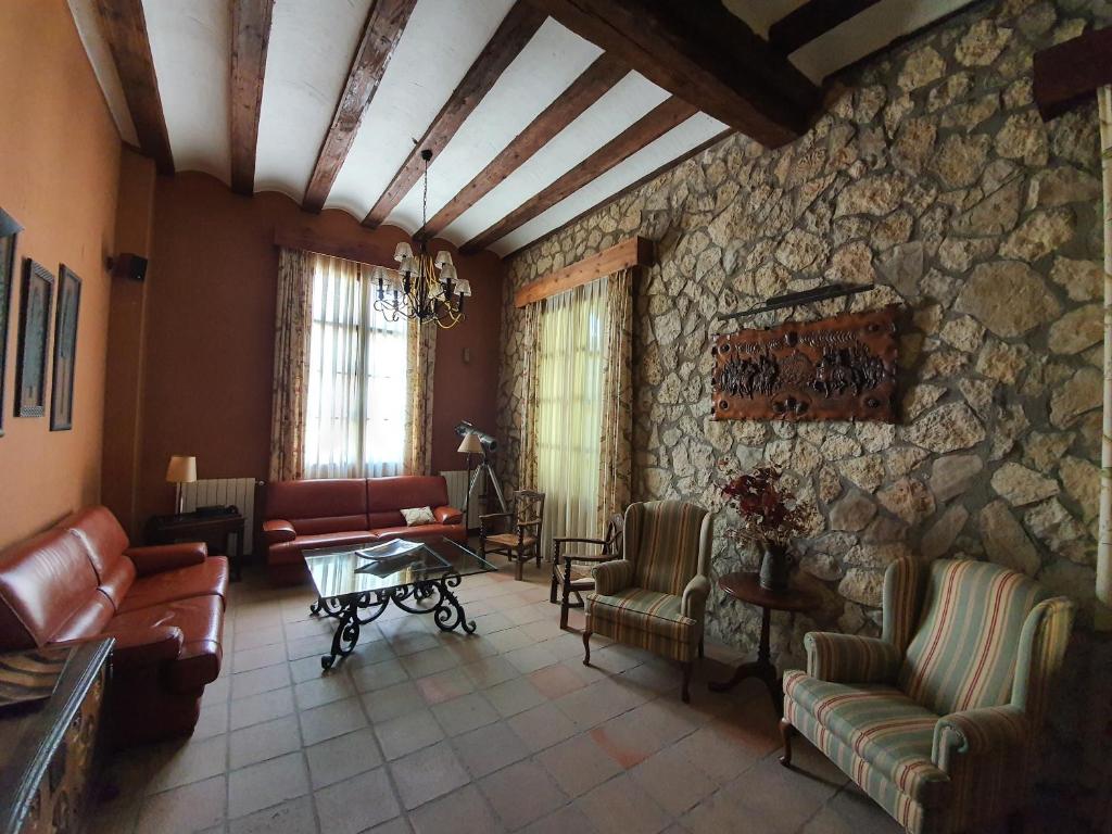 Tierras de Moya - Housity