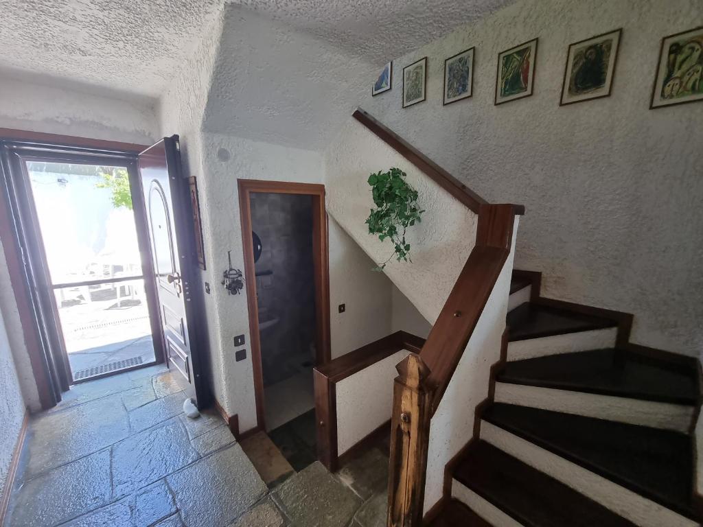 Fotografia z galérie ubytovania Beachfront Villa 100m from Sea for up to 10 guests v destinácii Siviri