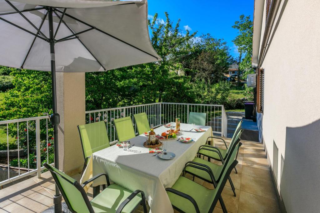 Balkon lub taras w obiekcie House Vicky