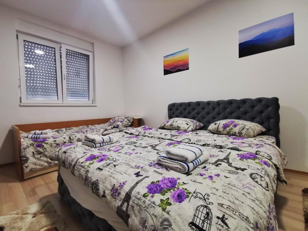 Cozy Corner Apartments - Free parking & Wi-fi - Appartamento