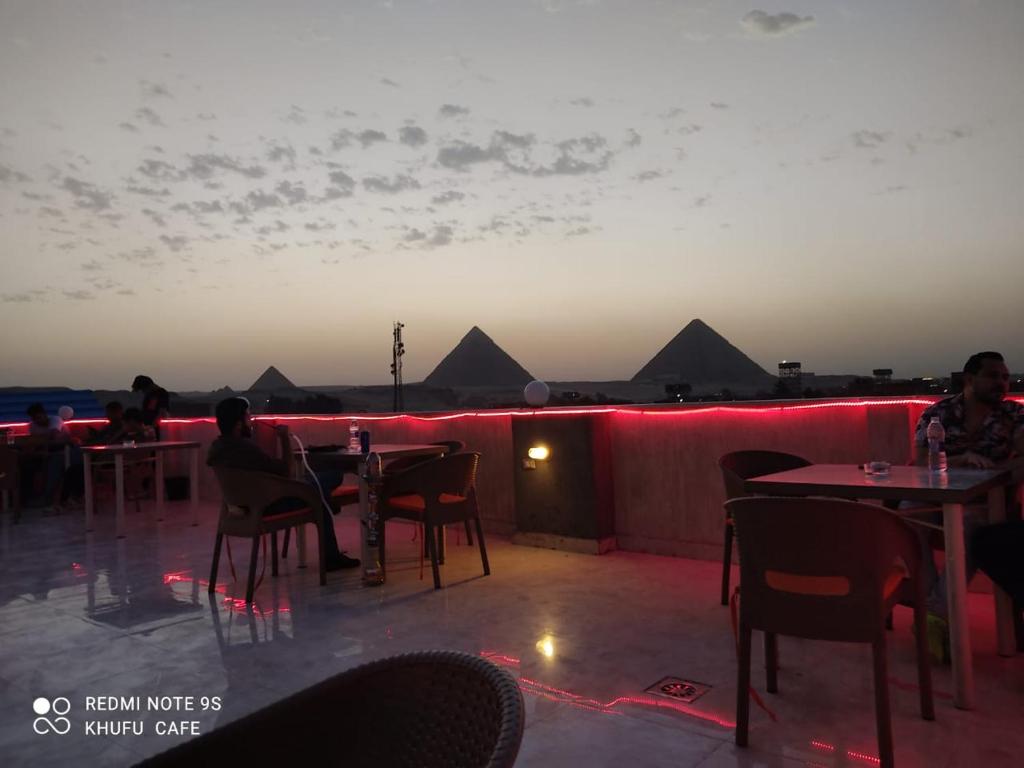 Fotografie z fotogalerie ubytování Khufu Pyramids Hotel v Káhiře