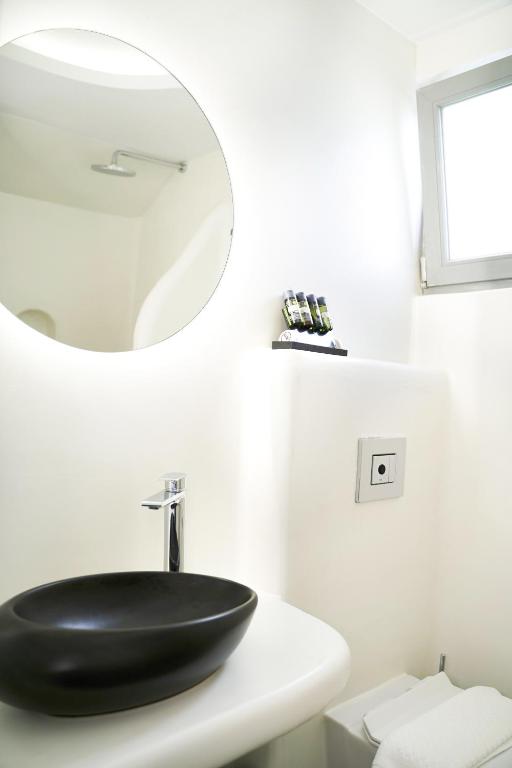 Koupelna v ubytování King's Suites