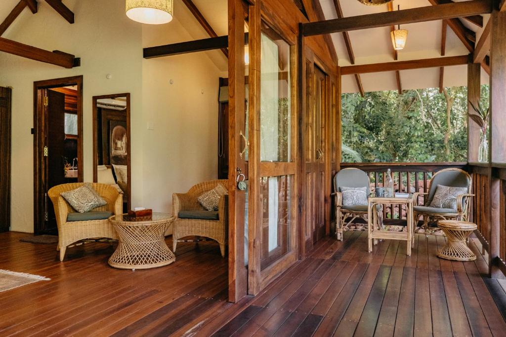 Predel za sedenje v nastanitvi Mojigao - Eco Resort