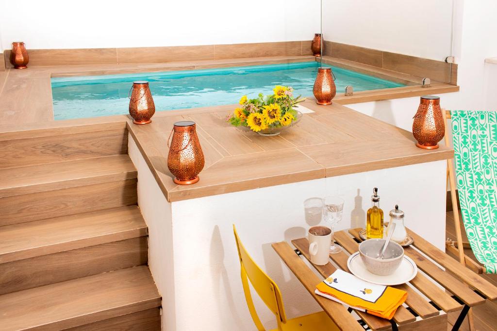Apto. Maese Montañés. Céntrico con piscina privada, Sevilla ...