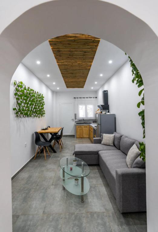 O zonă de relaxare la Vlychada's Diamond Apartments