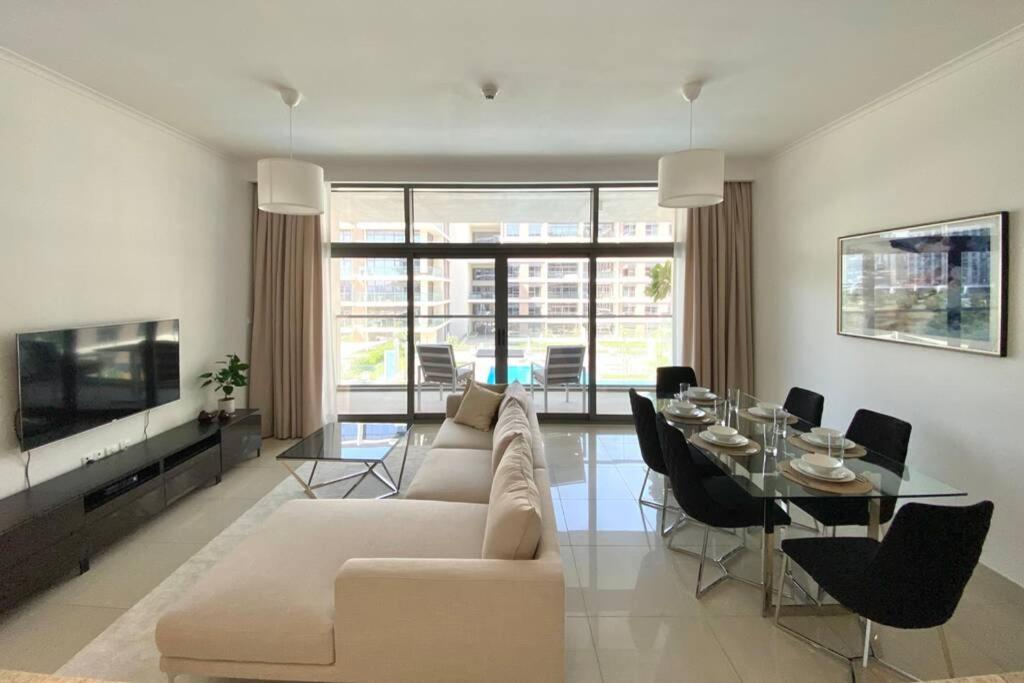 Dubai Hills Estate Deluxe Two Bedroom Apartment, UAE