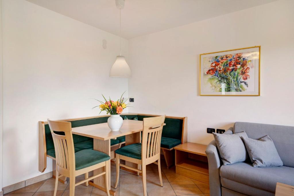Posedenie v ubytovaní Weinsepphof Ferienwohnung 4
