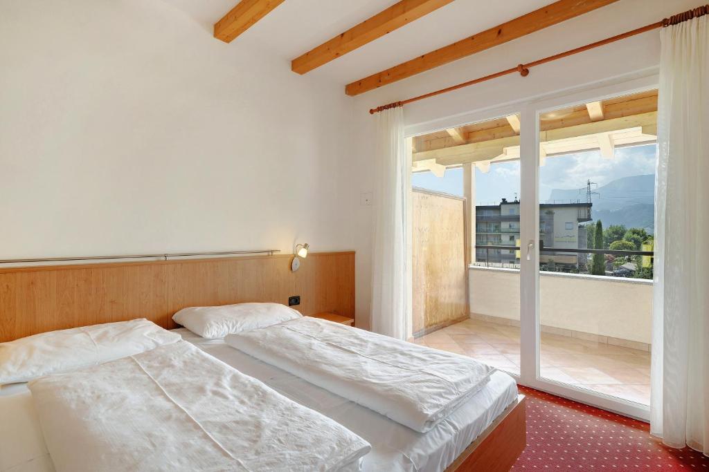 Posteľ alebo postele v izbe v ubytovaní Weinsepphof Ferienwohnung 7