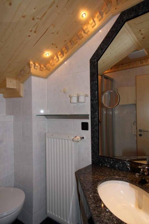 Fotografie z fotogalerie ubytování Hotel Mariandl - Singender Wirt v destinaci Haibach