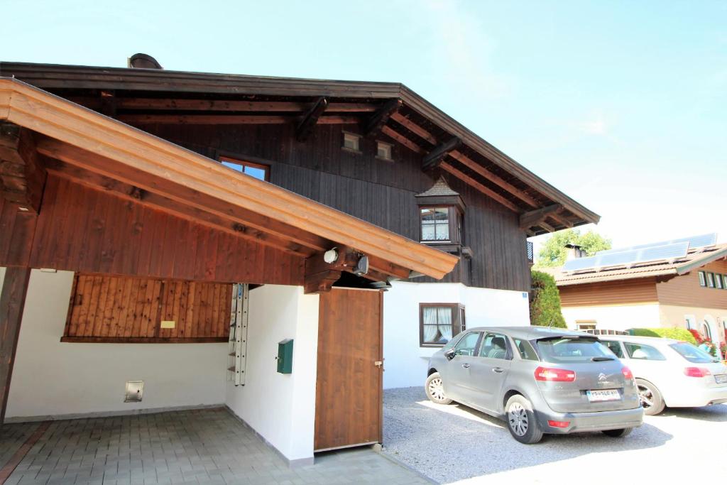 The building in which az apartmanházakat is located