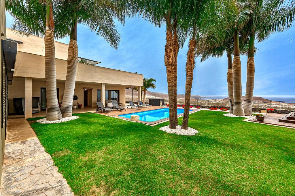 Bazén v ubytování Villa 23 Caldera Del Rey near Siam Park nebo v jeho okolí