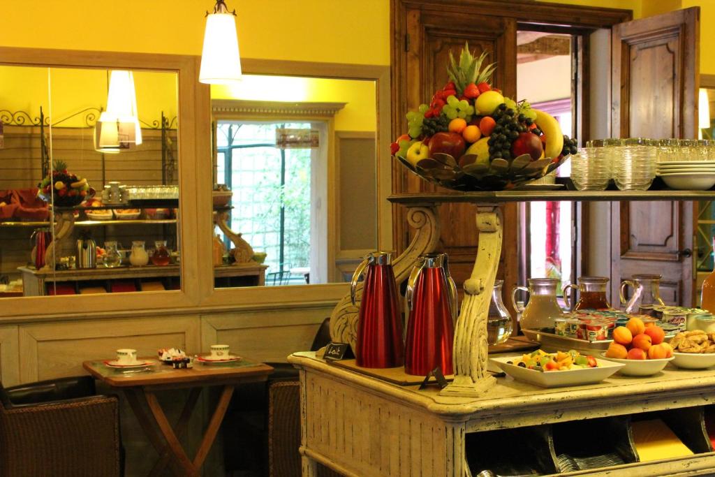 Hôtel Relais Monceau - Resim 17