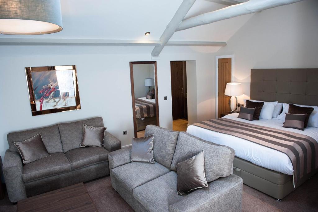 Smiths At Gretna Green Hotel - 