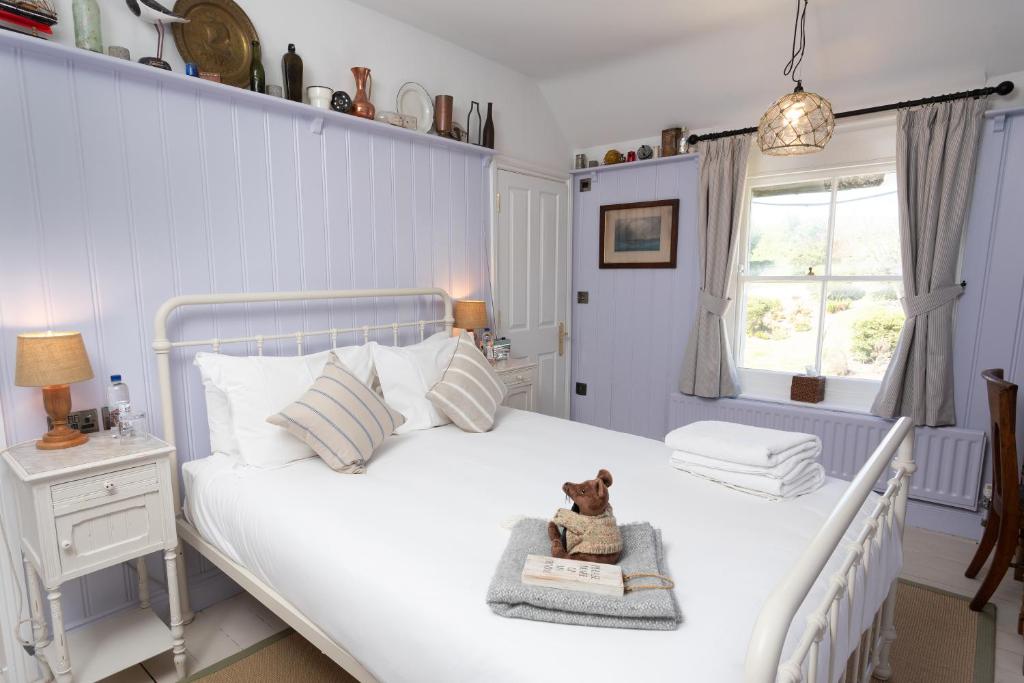 The Smugglers Inn - 