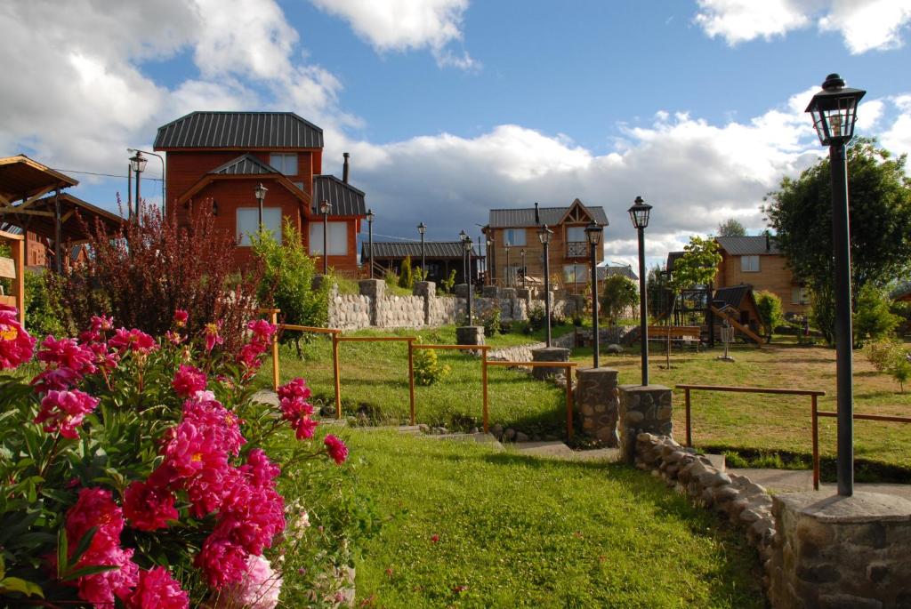 Κήπος έξω από το Cabañas Rincones del Sur