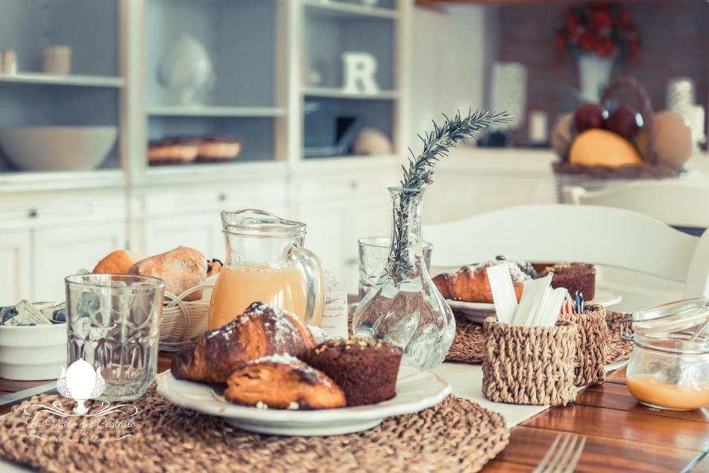 Jedlo v ubytovaní bed & breakfast alebo blízkom okolí