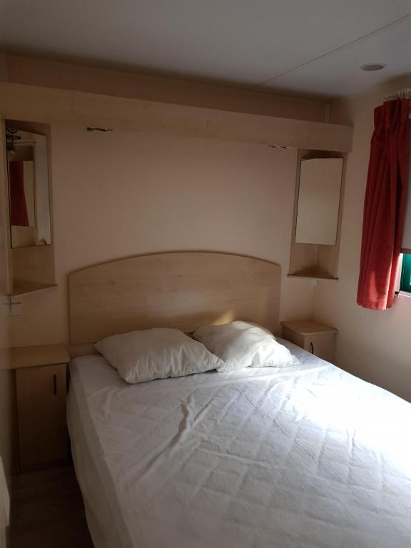 Krevet ili kreveti u jedinici u okviru objekta Camping Au Bois Dormant