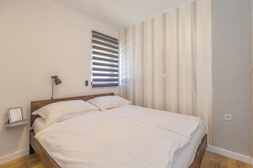 Posteľ alebo postele v izbe v ubytovaní Villa Family and Friends private heated pool with jacuzzi