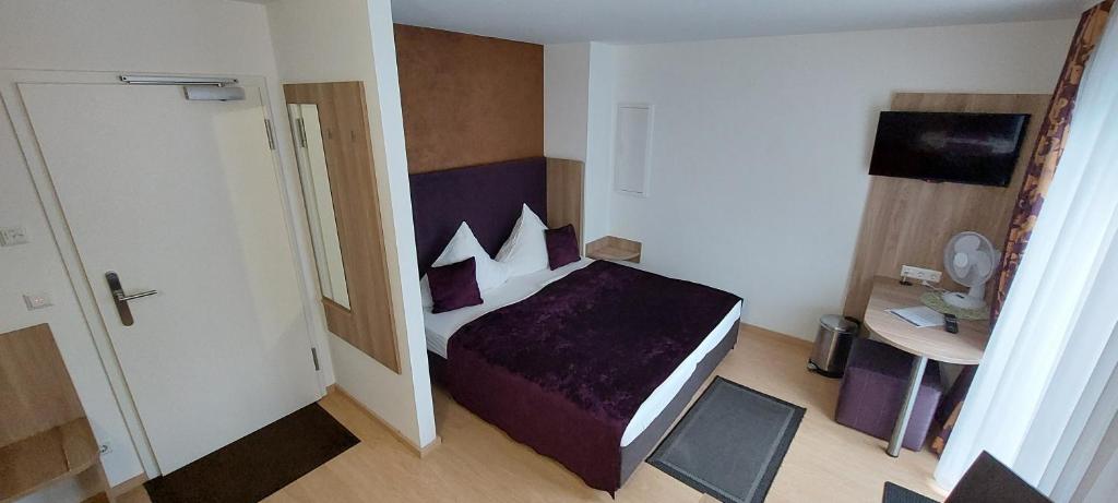 Appartements am Schillergarten - Small Double Room