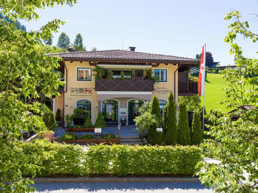 una imagen de una casa en Landhaus Maximilian, en Hopfgarten im Brixental