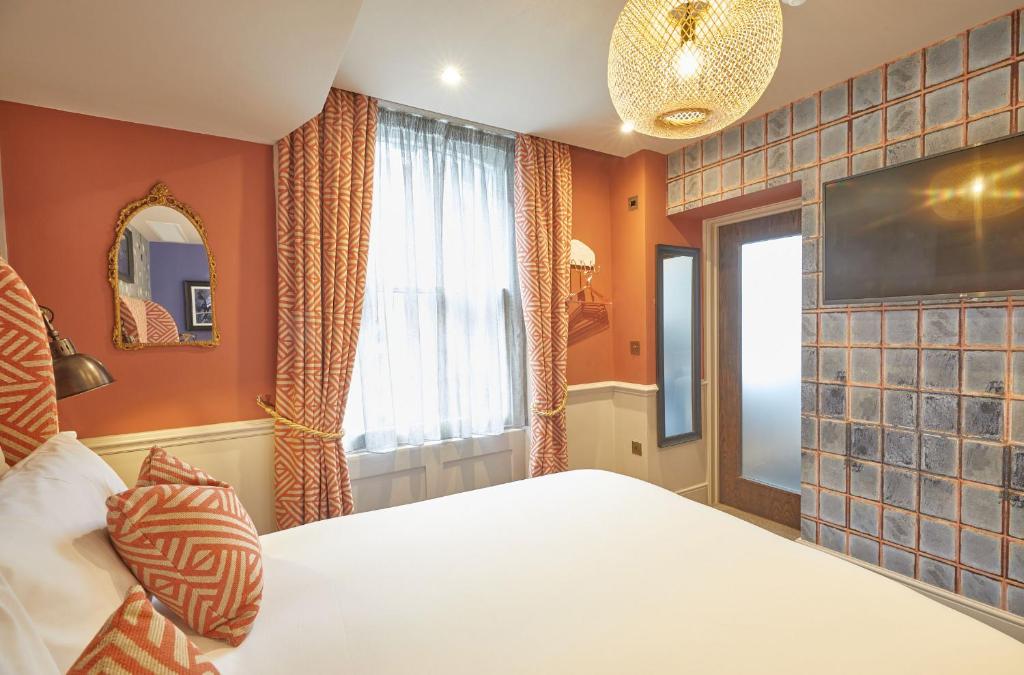 The Kings Arms Pub & Boutique Rooms - Resim 15