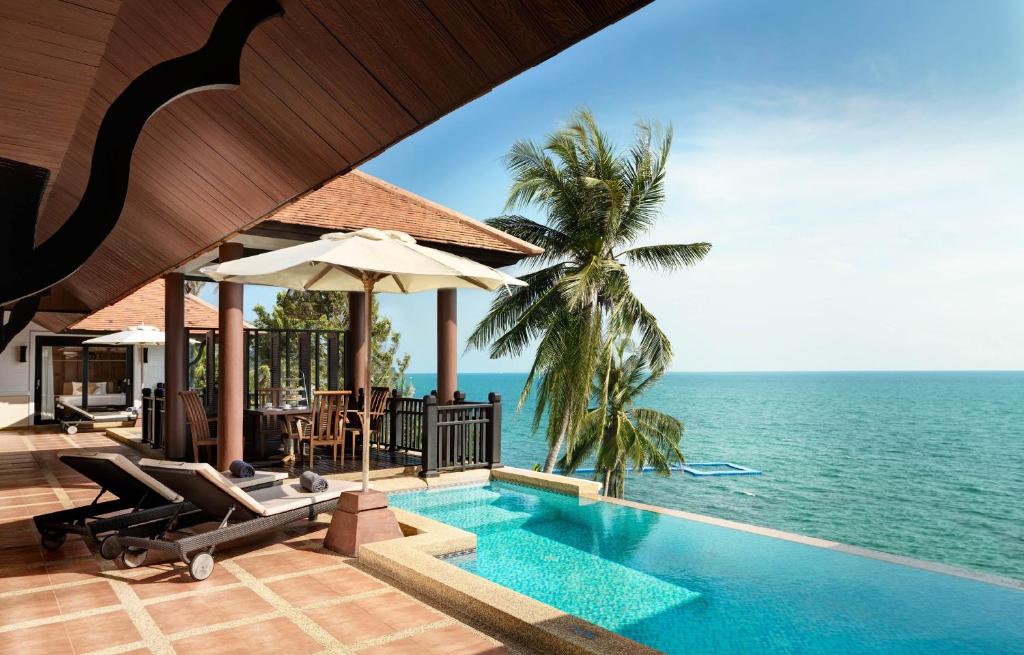 منتجع راوي وارين