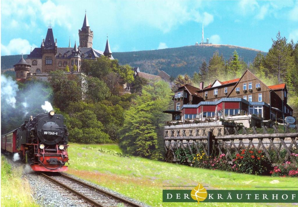 Hotel Der Kräuterhof في فيرنيغيروده: قطار بخار يسافر على المسارات أمام قلعة