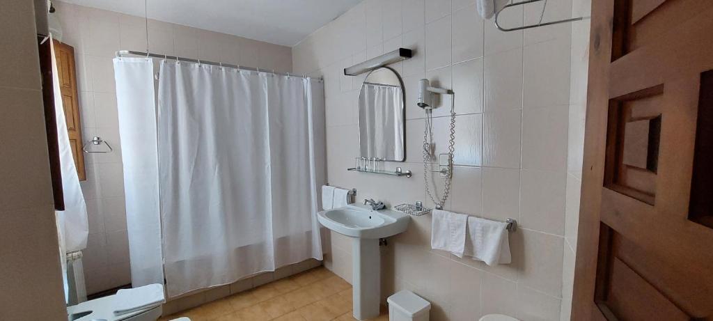 Hosteria Picos De Europa - 4