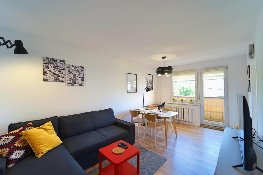 Posedenie v ubytovaní Apartamenty EverySky - 1 go Maja 35A-35B