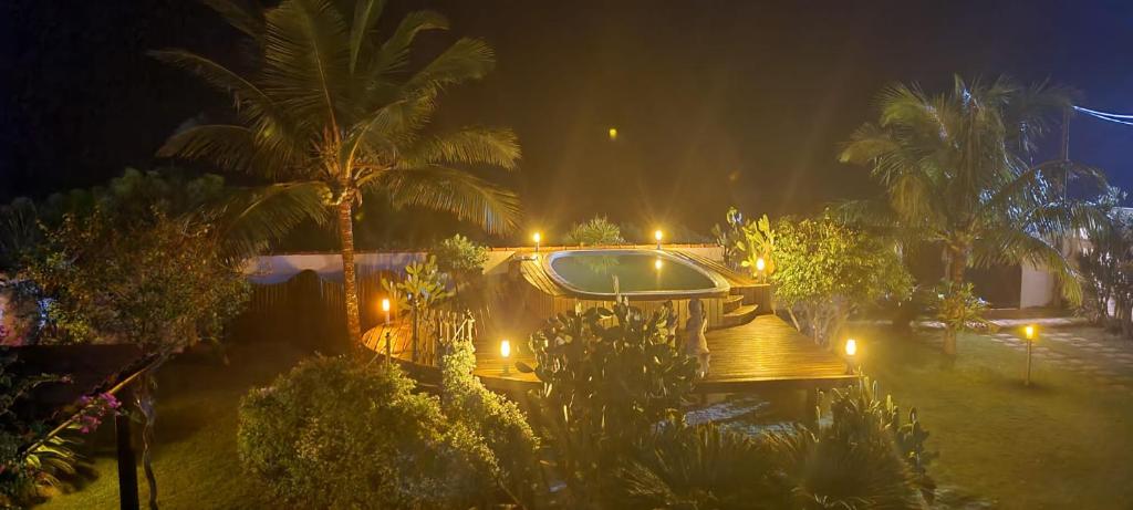  Casa de luxo em frente à praia de Itaúna