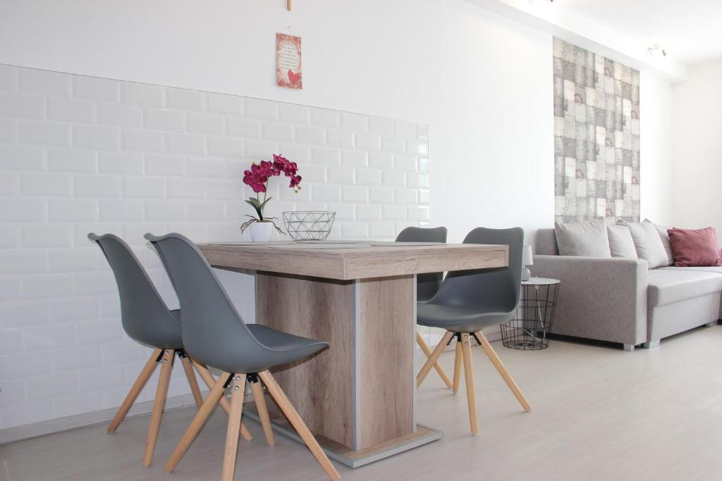 Posedenie v ubytovaní Katus Apartman Siófok
