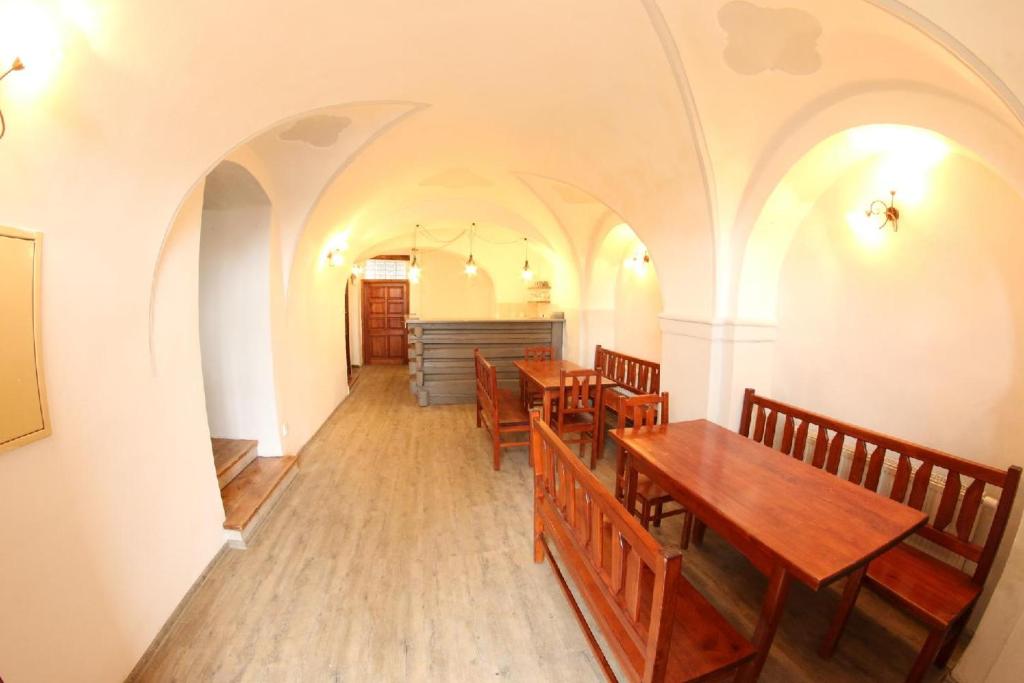 Apartmány Na Rynku Chvalšiny 18 - Suite With Shared Kitchen