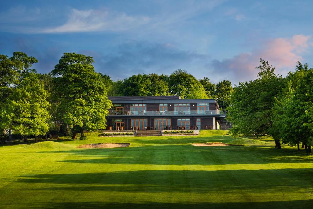 Oulton Hall Hotel, Spa & Golf Resort, Leeds – Updated 2023 Prices