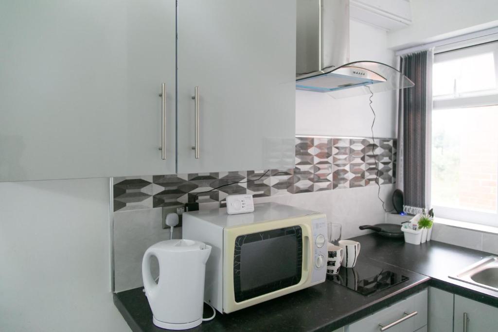 Cheetham Hills Apartments - 
