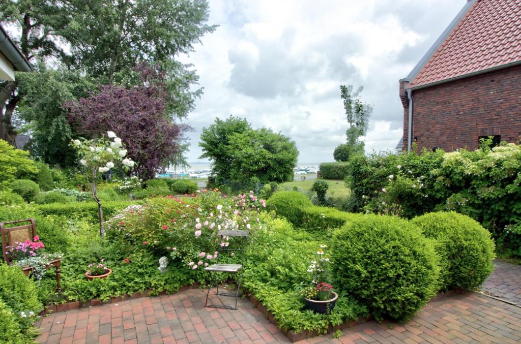 Zahrada ubytování Haus Tapken mit Meerblick